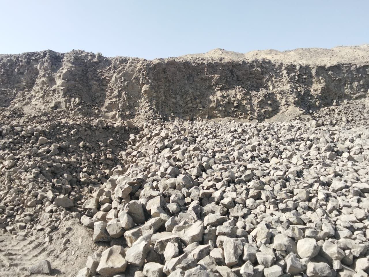 Clay mineral extraction